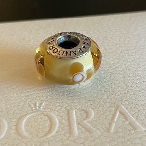 Pandora Bead (4 available)